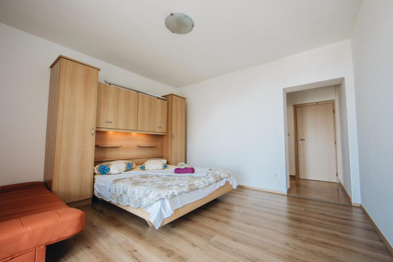 Apartments Mateo 布雷拉 外观 照片
